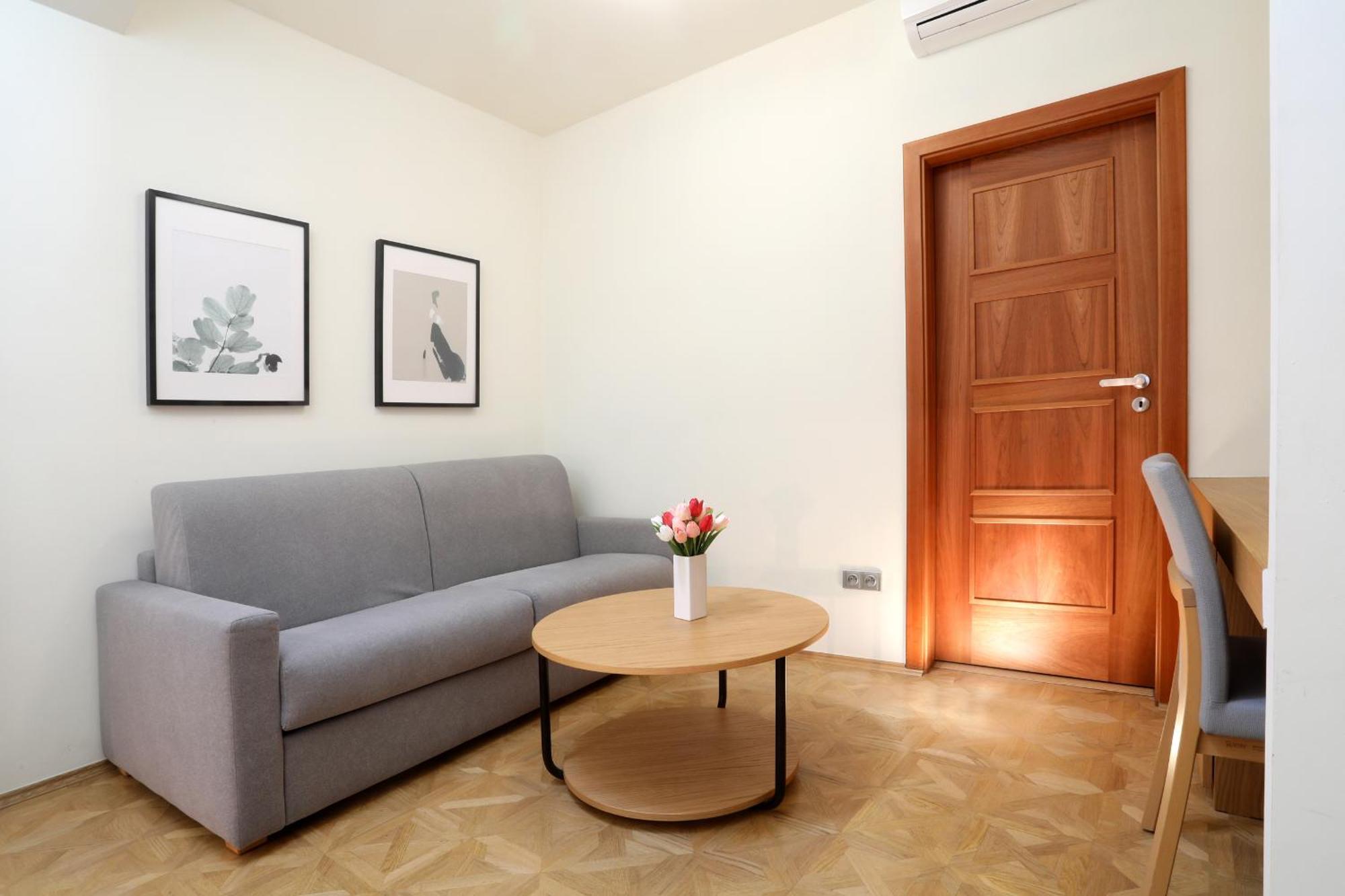 Hotel Pod Vezi Strážnice Екстериор снимка