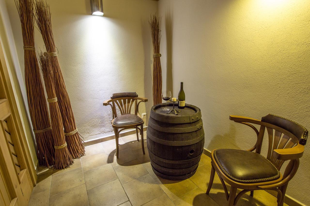 Hotel Pod Vezi Strážnice Екстериор снимка